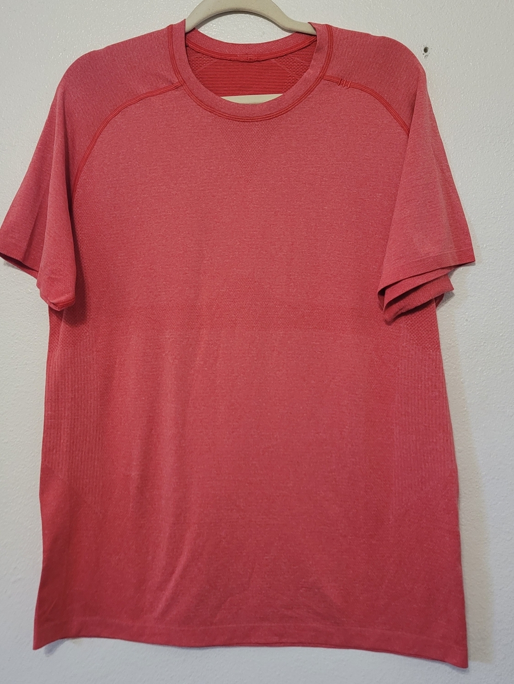 Lululemon Metal Vent Short Sleeve Shirt